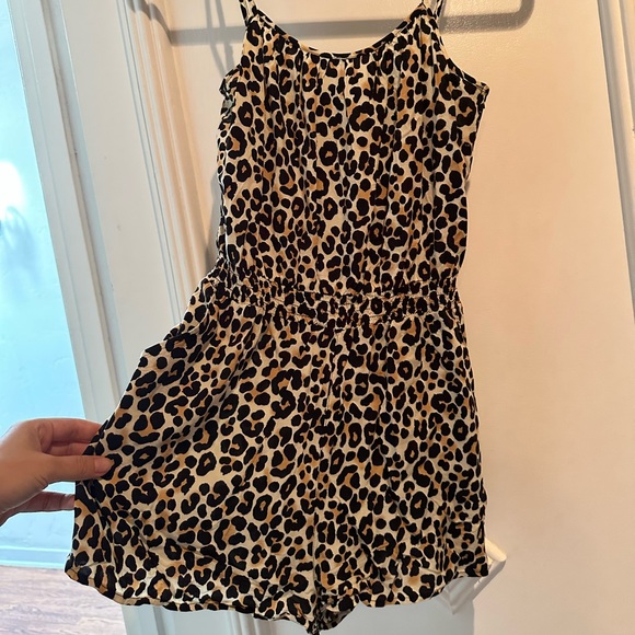 H&M animal leopard print romper mini jumpsuit summer blogger favorite fashion - Picture 9 of 9